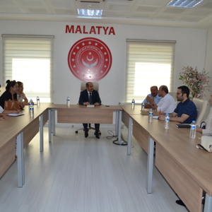 MALATYA HUKUK KLİNİĞİ ÜYELERİ İL MÜDÜRÜMÜZÜ ZİYARET ETTİ - fotoğraf 2
