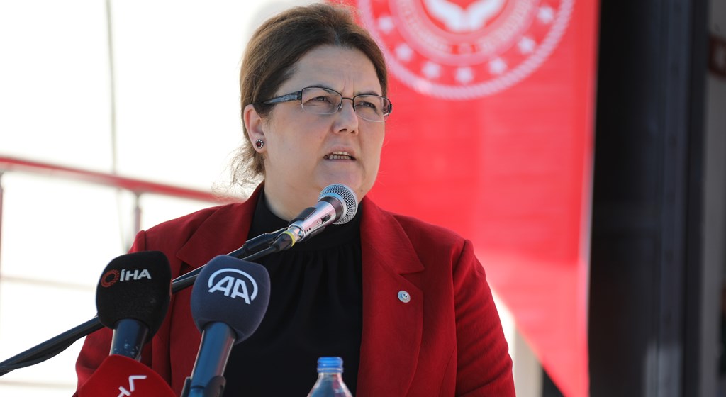 Bakanımız Derya Yanık, Edirne’de Yaşlı Bakım Ve Rehabilitasyon Merkezi, SODAM İle Sosyal Yaşam Merkezi Açılışlarını Gerçekleştirdi