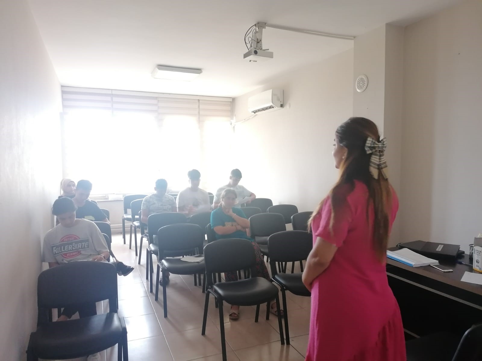 İskenderun Sosyal Hizmet Merkezi tarafından “Madde ve Teknoloji Bağımlılığı ile Mücadele”  konulu seminer verildi.