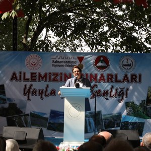 Our Minister Derya Yanık Attended the "Ailemizin Çınarları Festival" in Andırın - fotoğraf 1