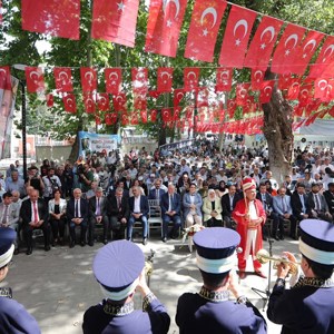 Our Minister Derya Yanık Attended the "Ailemizin Çınarları Festival" in Andırın - fotoğraf 6