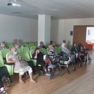 Bakanlıktan Yaşlılara Güvenli İnternet Kullanımı Eğitimi - fotoğraf 2