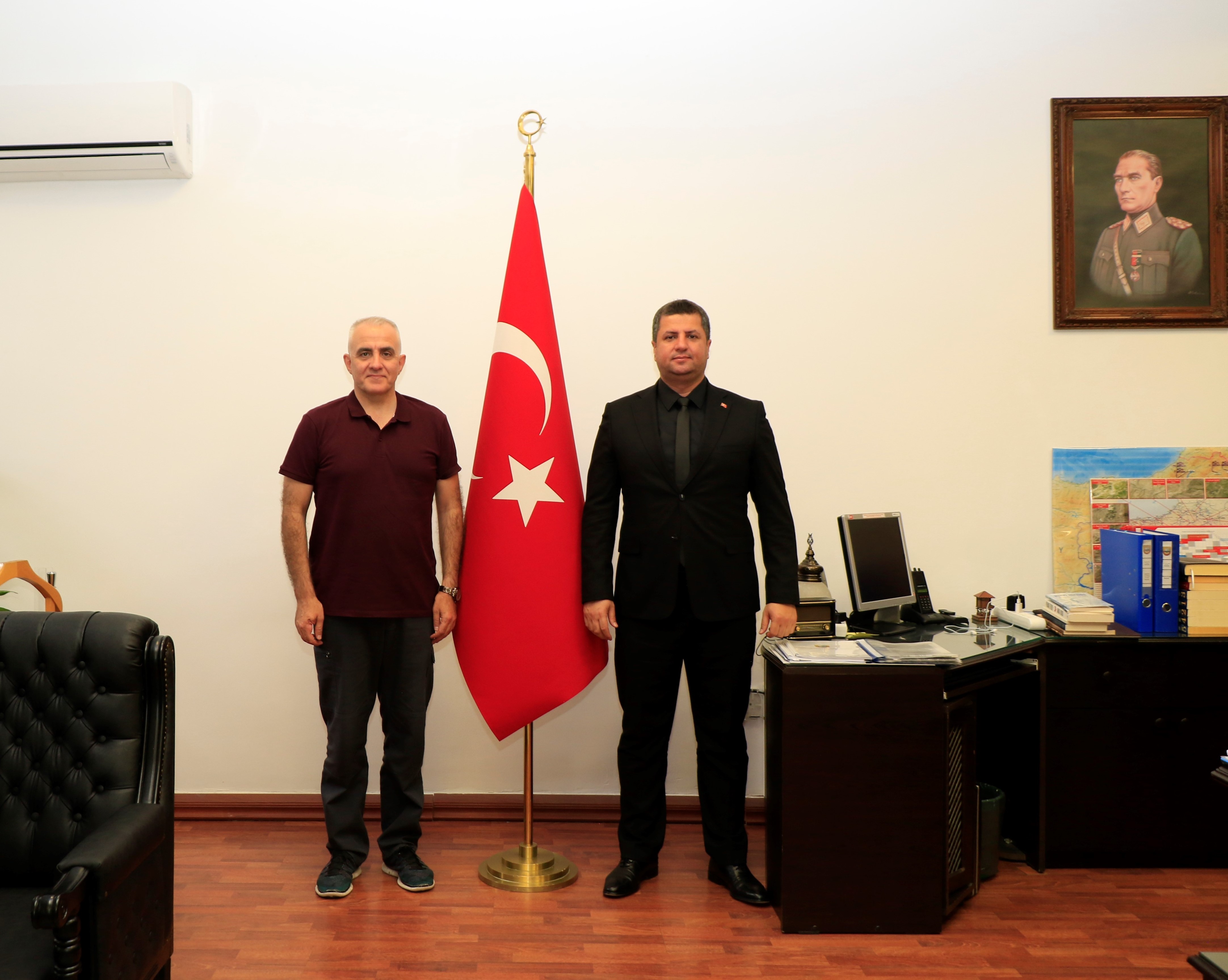 İl Müdürümüz Serdar Demirci’ den, 3. Ordu Kurmay Başkanı ve Garnizon Komutanı Tümgeneral Davut ALA’ ya ziyaret.