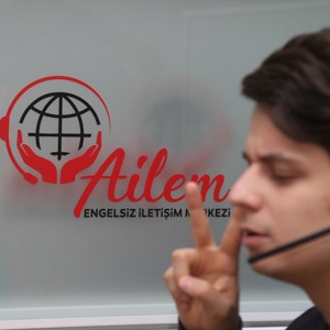 Bakanımız Derya Yanık: “İşitme engelli vatandaşlarımız için AİLEM Engelsiz İletişim Merkezimiz hizmet vermeye başladı” - fotoğraf 5