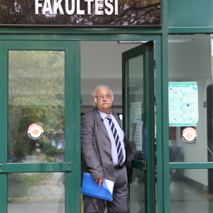 Öğrenci Affıyla Üniversiteye Dönen Huzurevi Sakini İstanbul'un Yolunu Tuttu - fotoğraf 6