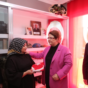 Bakanımız Derya Yanık Osmaniye'de "Dijital Bahar Odası"nın açılışını yaptı - fotoğraf 11