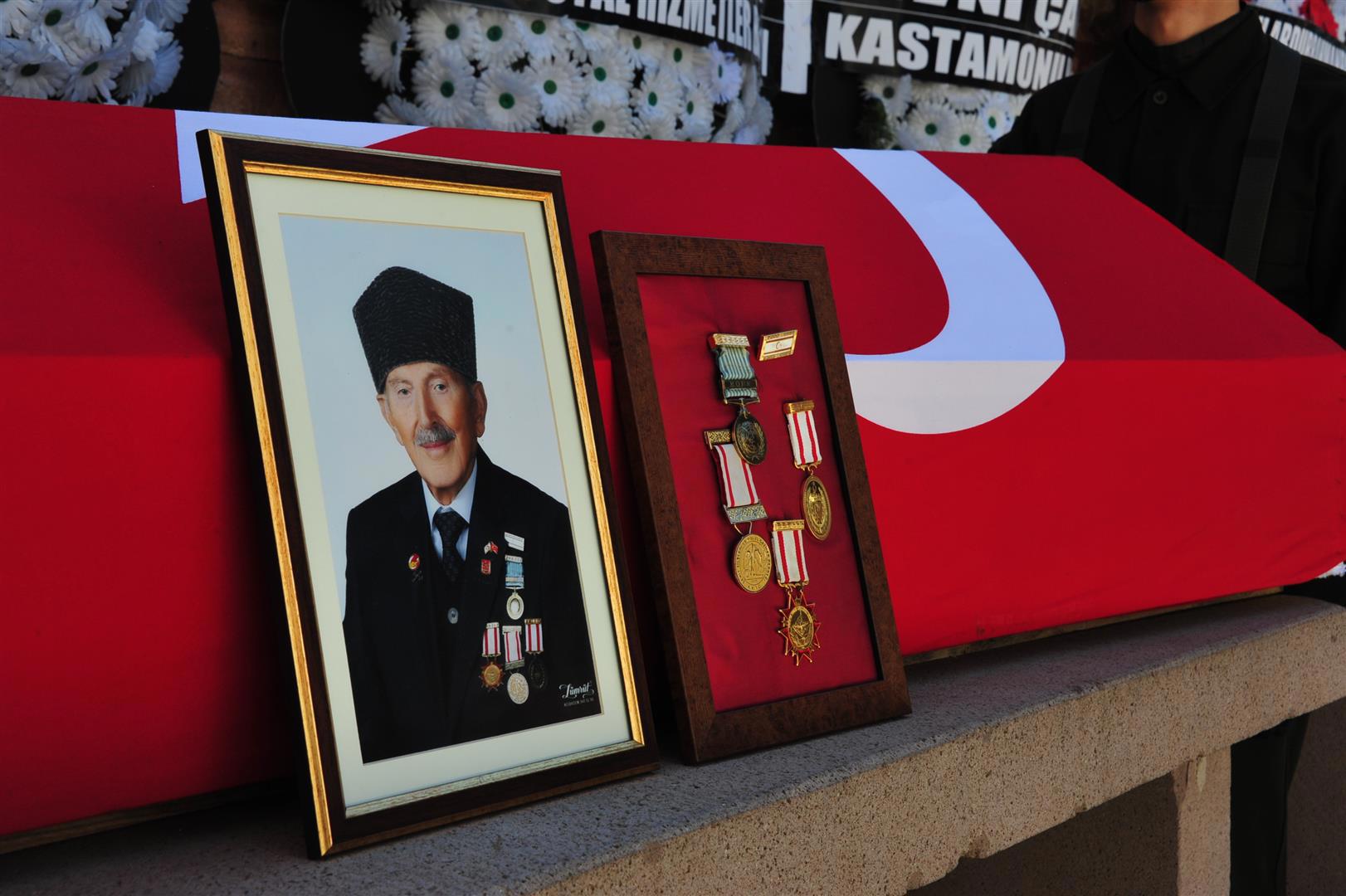 Ali Cesuroğlu'na Son Görev - fotoğraf 2