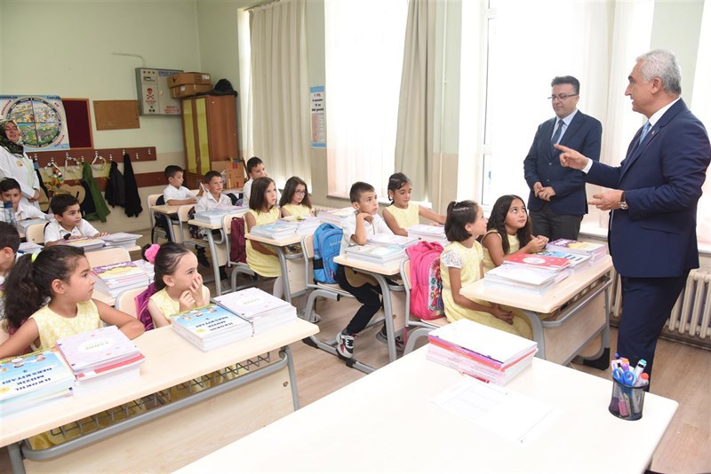 İl Müdürümüz ‘‘İlköğretim Haftası’’ Kutlama Programına Katıldı - fotoğraf 7