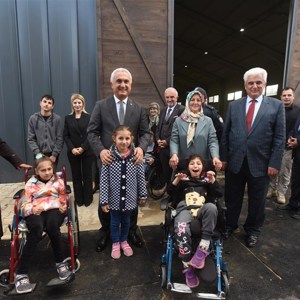 Özel Bireyler Atlı Terapi Merkezinde Proje Kapanış Töreni Gerçekleştirildi  - fotoğraf 2