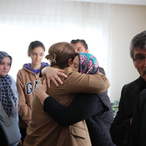 Bakanımız Derya Yanık Amasra’da Patlamanın Meydana Geldiği Maden Sahasında İncelemelerde Bulundu - fotoğraf 7