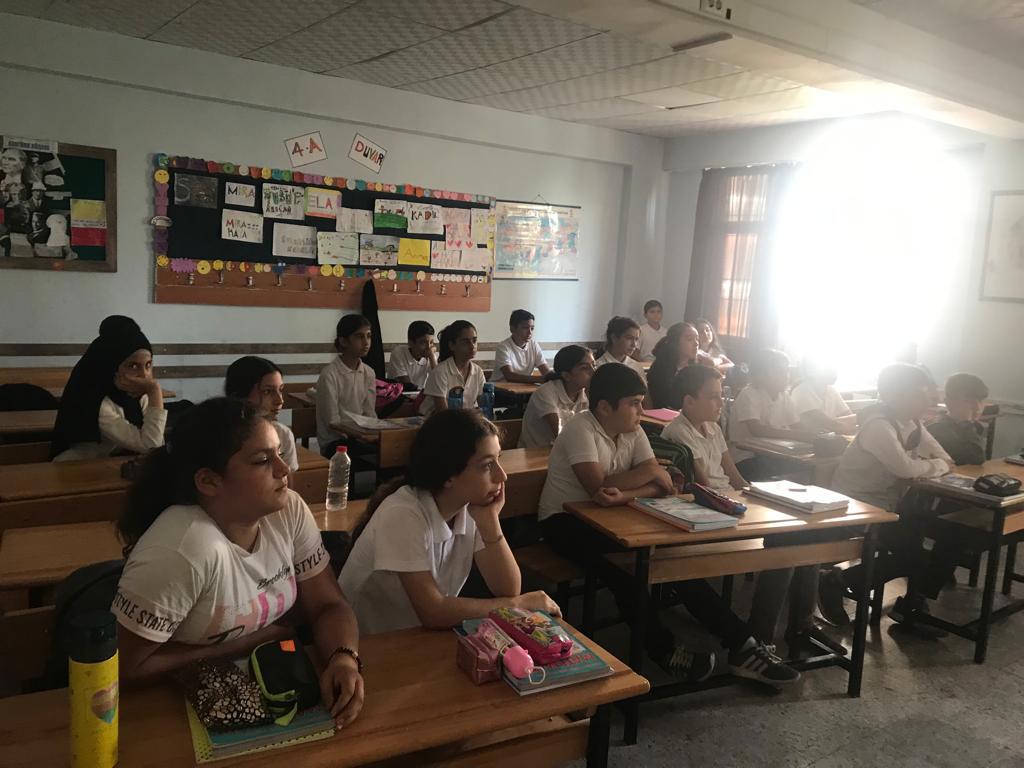  Yenişehir SHM, Necati Volkan İlkokul ve Ortaokul öğrencilerimize "Aile İçi İletişim", "Mahremiyet" ve "Teknoloji Bağımlılığı" konularında eğitim düzenlemiştir. - fotoğraf 2