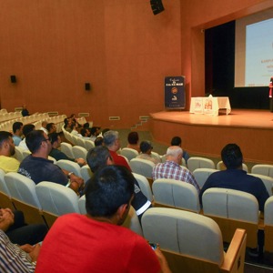 Yenişehir SHM, "Kadına Yönelik Şiddetle Mücadele 5 Milyon Erkeğe Farkındalık Eğitimleri" kapsamında Yenişehir Belediyesi personellerine eğitim düzenledi. - fotoğraf 4