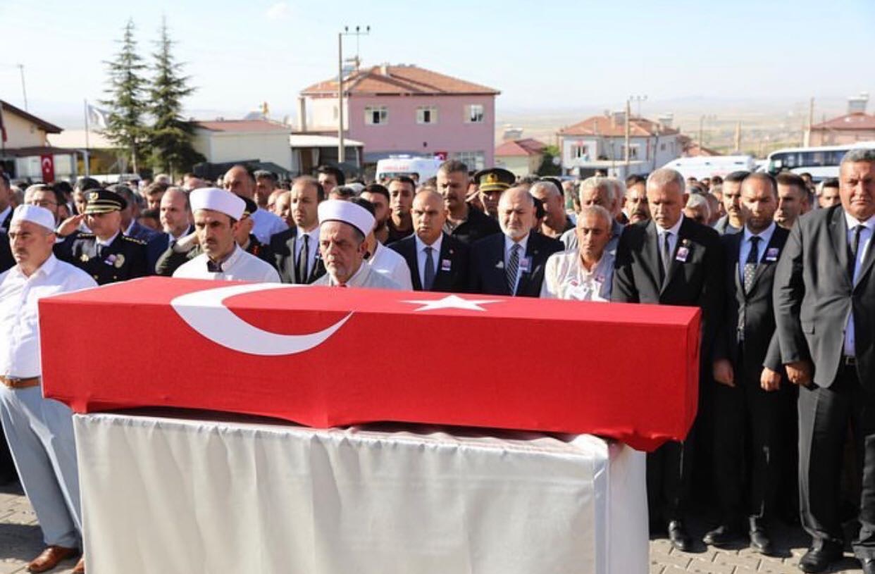 Pençe-Kilit Harekât Bölgesi'nde Şehit düşen Niğdeli Kahraman Askerimiz Uzman Çavuş Savaş Borlu Son Yolculuğuna Uğurlandı