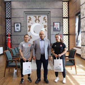 Valimiz Sayın Mustafa KOÇ, ÖZKAN Kardeşleri Makamında Kabul Etti - fotoğraf 1