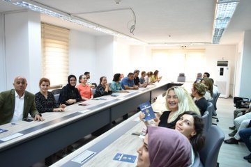 Şiddet Önleme Merkezimiz (ŞÖNİM) tarafından Mersin Çevre,Şehircilik ve İklim Değişikliği İl Müdürlüğü personeline yönelik "Kadına Yönelik Şiddetle Mücadele ve Erken Yaşta ve Zorla Evlilikle Mücadele Eğitimi" düzenlendi. - fotoğraf 2