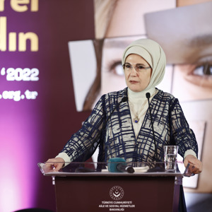 Emine Erdoğan Hanımefendi ve Bakanımız Derya Yanık, 5. Uluslararası Kadın Ve Adalet Zirvesi'nin Gala Programına Katıldı - fotoğraf 1