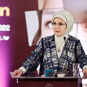 Emine Erdoğan Hanımefendi ve Bakanımız Derya Yanık, 5. Uluslararası Kadın Ve Adalet Zirvesi'nin Gala Programına Katıldı - fotoğraf 1