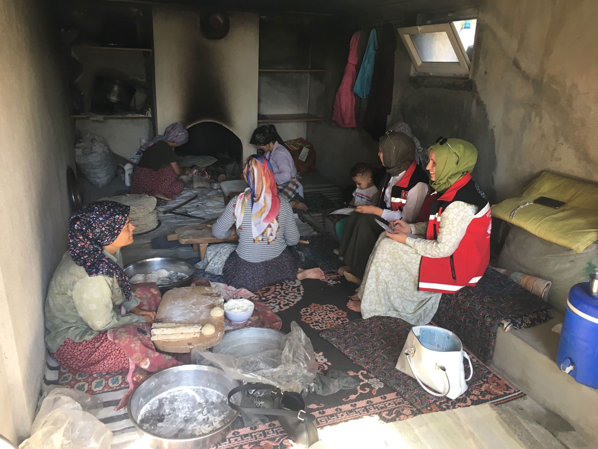 Vatandaş odaklı sosyal hizmet modellerimizle saha çalışmalarımızı sürdürüyoruz.  - fotoğraf 1