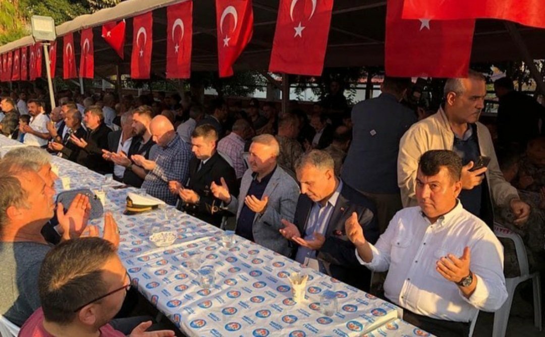 Kahraman şehidimiz Hv.P.Asb.Kd.Çvş.Özkan DEMİR için Valimiz Sn.Ali Hamza PEHLİVAN'nda katılımıyla mevlid programı düzenlendi. Aziz şehidimizin ruhu şad olsun. - fotoğraf 1
