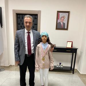 Satranç Turnuvası Birincilerine İl Müdürümüz İbrahim BAŞ'tan Madalya - fotoğraf 4