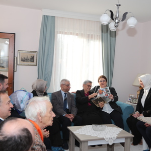 Bakanımız Derya Yanık Yalova’da 2023’e Doğru Şehir Buluşmaları Toplantısına Katıldı - fotoğraf 20