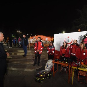 Tüm Türkiye’de Aynı Anda Çök-Kapan- Tutun Deprem Anı Tatbikatı Yapıldı - fotoğraf 2