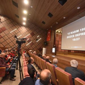 Tüm Türkiye’de Aynı Anda Çök-Kapan- Tutun Deprem Anı Tatbikatı Yapıldı - fotoğraf 1