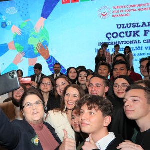 Bakanımız Yanık 23. Çocuk Forumu açılışına katıldı - fotoğraf 2