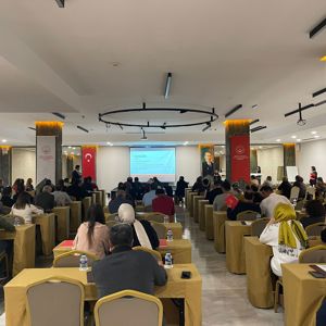 Antalya’da "Yurt Yönetim  Memurlarına  Yönelik  Hizmet  İçi  Eğitimi" Programı Düzenlendi - fotoğraf 4