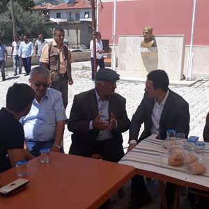 İl Müdürümüz Zekai İNAN, Dinar, Yıprak Köyü'nden Şehit Teğmen Şafak EVRAN'ın mevlüt merasimine katılarak dualara iştirak etti. - fotoğraf 3