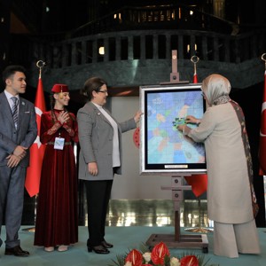 Emine Erdoğan Hanımefendi ve Bakanımız Yanık 23. Çocuk Forumu Kapanış Programına Katıldı  - fotoğraf 4