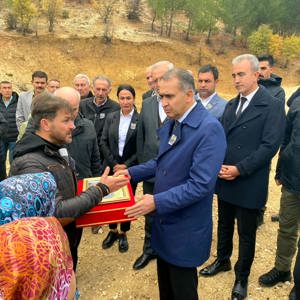 Kıbrıs Gazimiz Mehmet KARAARDIÇ'ı Son Yolculuğuna Uğurladık - fotoğraf 1