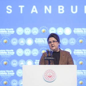 Cumhurbaşkanı Erdoğan ve Bakanımız Derya Yanık Kadına Yönelik Şiddete Karşı Uluslararası Mücadele Günü Programına Katıldı - fotoğraf 2