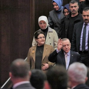 Cumhurbaşkanı Erdoğan ve Bakanımız Derya Yanık Kadına Yönelik Şiddete Karşı Uluslararası Mücadele Günü Programına Katıldı - fotoğraf 4