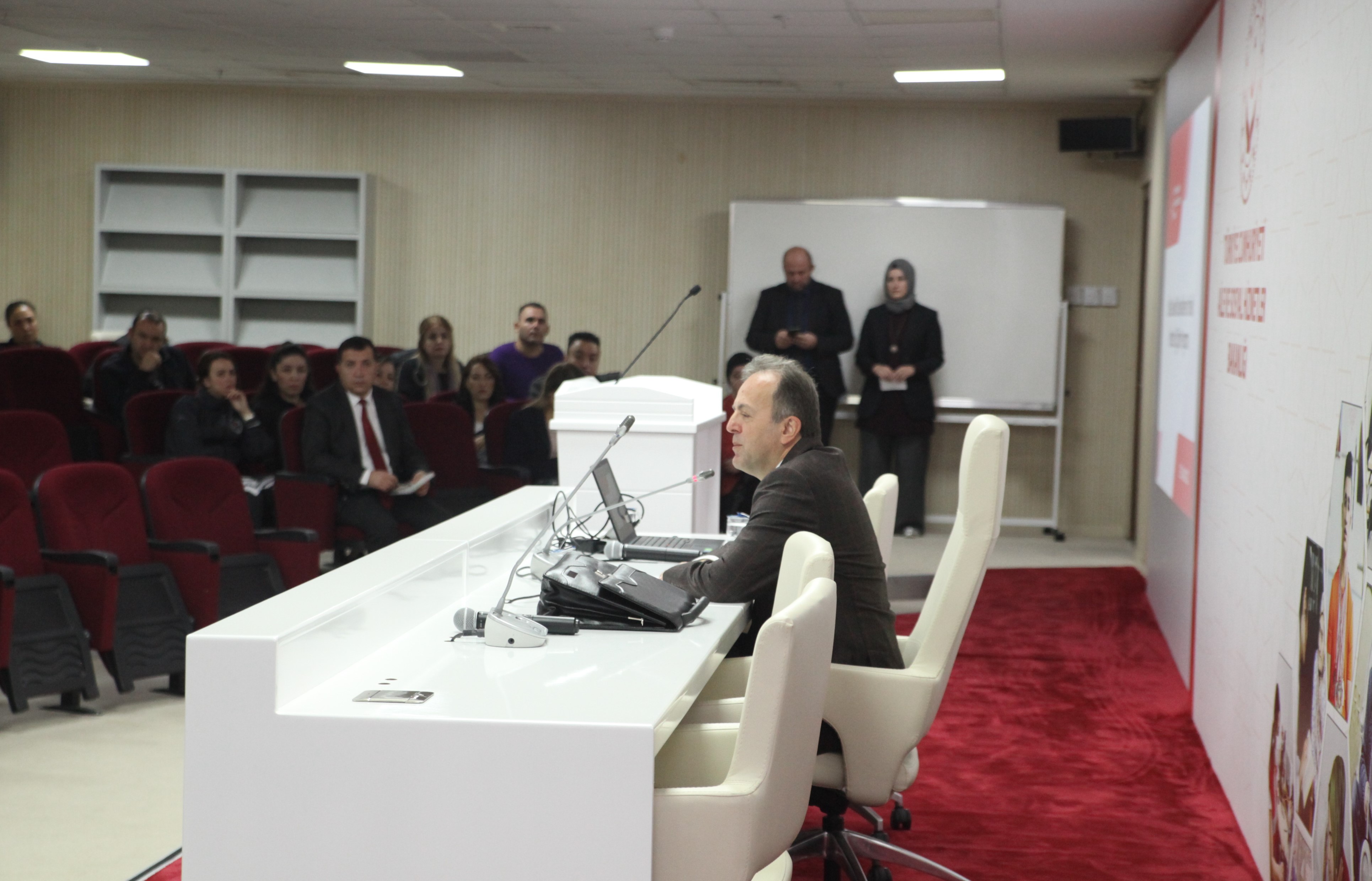 Düzenlemiş olduğumuz “Özel Güvenlik Görevlilerine Yönelik Hizmet İçi Eğitim Programı” başarıyla tamamlanmıştır.