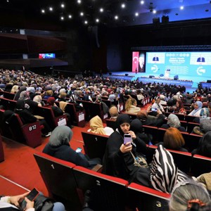 Cumhurbaşkanı Erdoğan ve Bakanımız Derya Yanık Kadına Yönelik Şiddete Karşı Uluslararası Mücadele Günü Programına Katıldı - fotoğraf 5