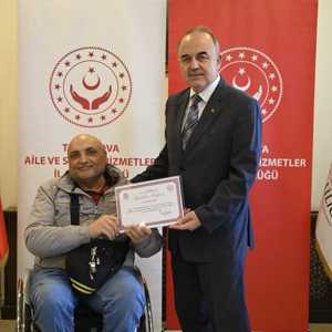 Erişilebilirlik Belgeleri Valimiz Sayın Muammer EROL Tarafından Takdim Edildi - fotoğraf 15