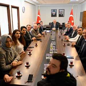Erişilebilirlik Belgeleri Valimiz Sayın Muammer EROL Tarafından Takdim Edildi - fotoğraf 2