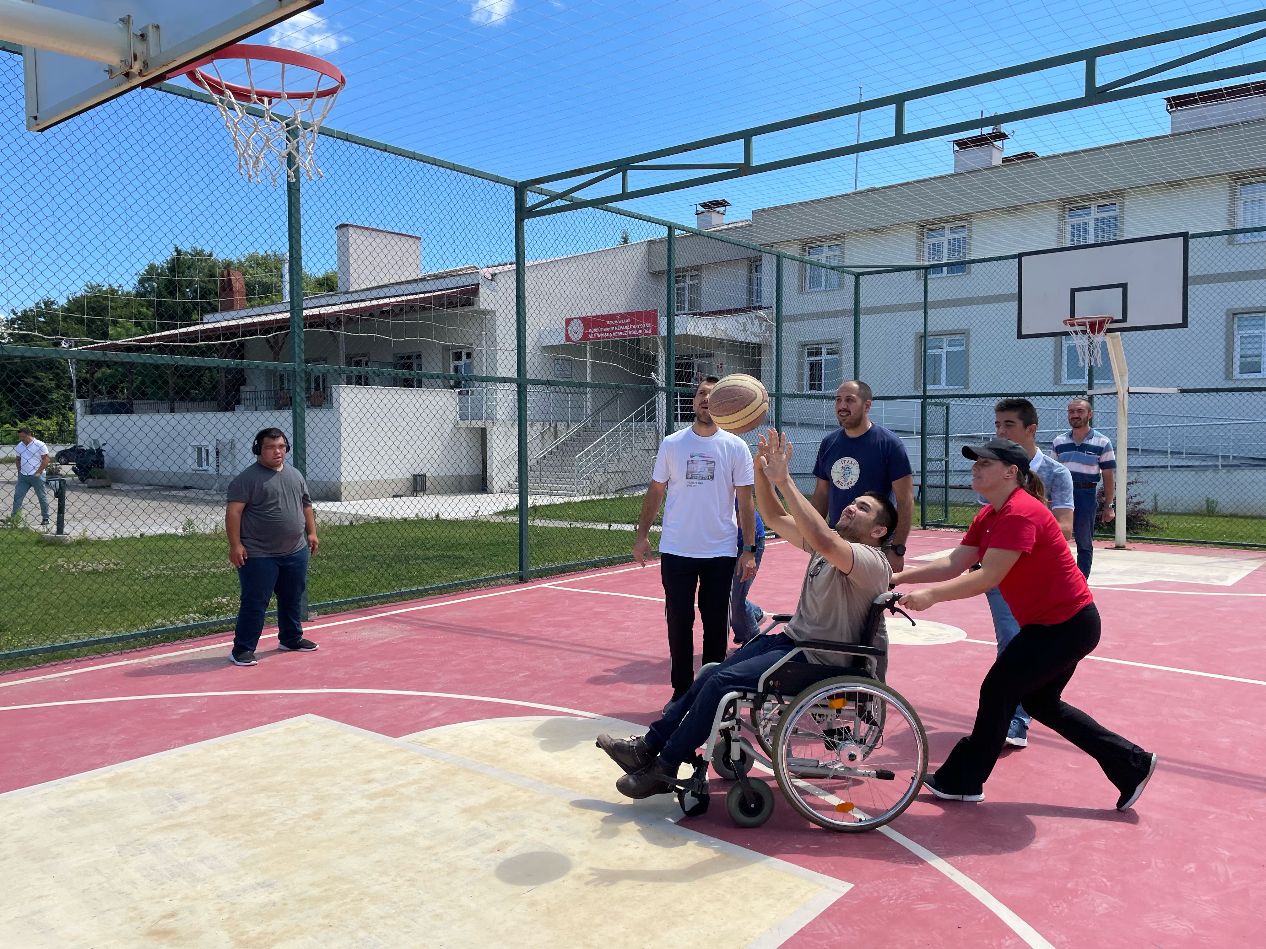 Engellilerin Toplum Hayatına Katılımı Farklı Hizmet Modelleriyle Güçleniyor