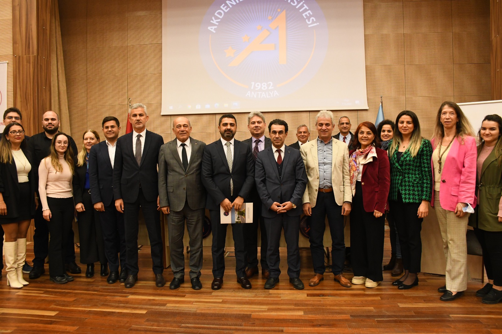 Uygulamada ve Teoride Kadına Karşı Şiddet Paneli