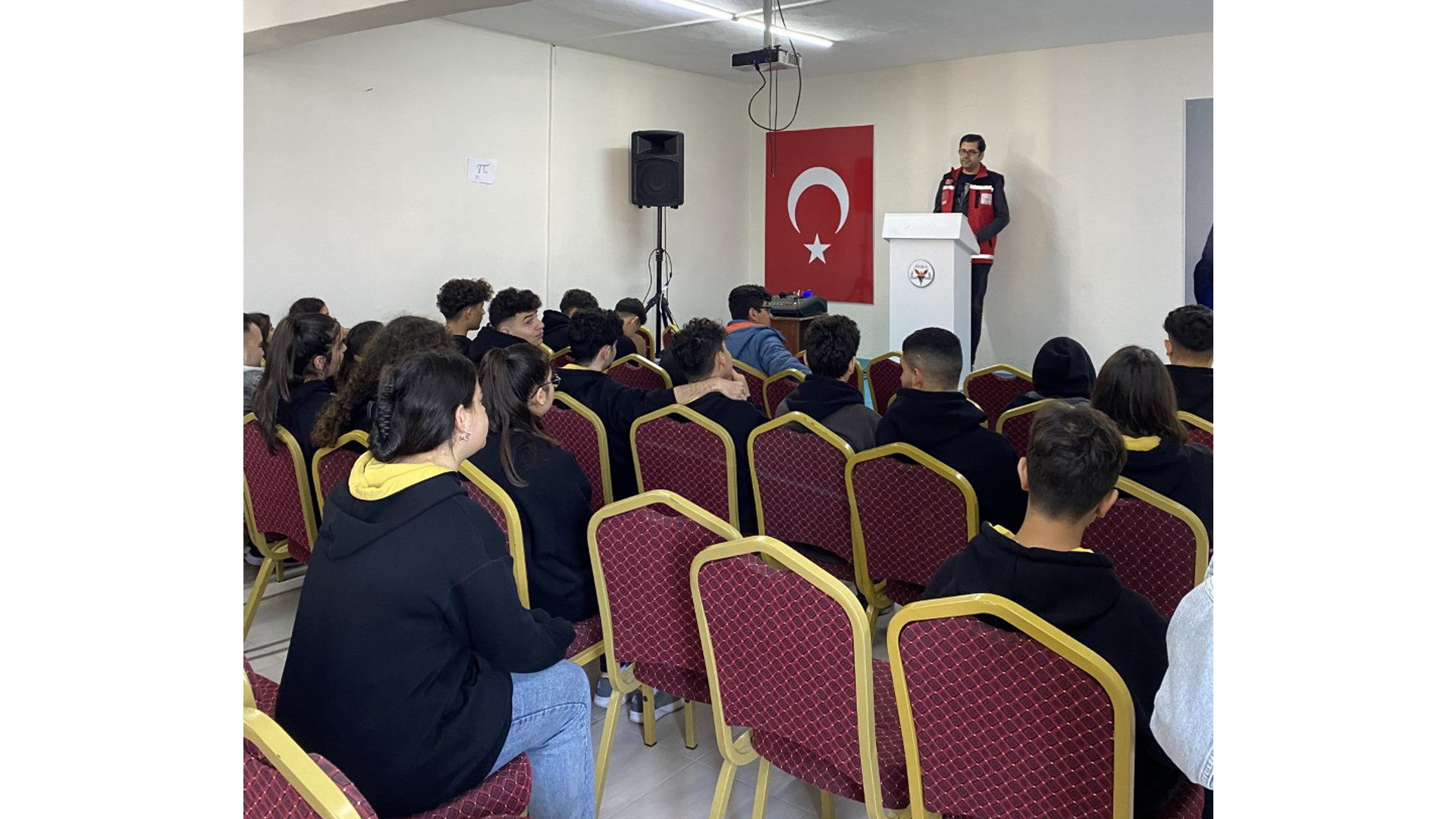 Özel Samandağ Bilge Anka Koleji Anadolu Lisesinde “Akran Zorbalığı” konulu eğitim verildi.