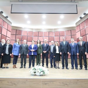 Aile ve Sosyal Hizmetler Bakanımız Derya Yanık Kastamonu’da “Geçmişten Günümüze Türk Kadını" Resim Sergisi ve Panelinin Açılışını Gerçekleştirdi - fotoğraf 3