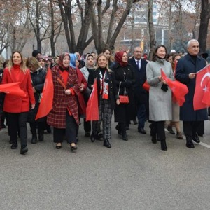 Kastamonu'da İlk Kadın Mitinginin 103. Yıldönümü Coşkusu - fotoğraf 1