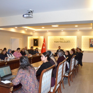 2022 Yılı Kadına Yönelik Şiddetle Mücadele İl Eylem Planı Son Toplantısı Düzenlendi - fotoğraf 3