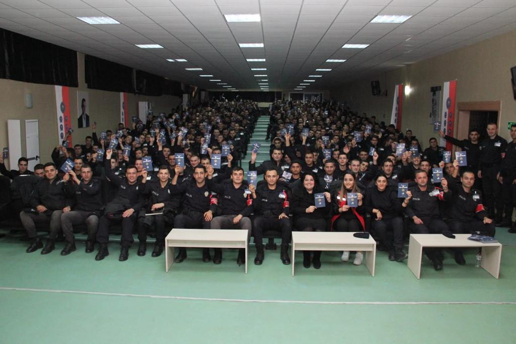  Şiddet Önleme Merkezi, (ŞÖNİM) Mersin Şehit Altuğ Verdi Polis Okulu personel ve öğrencilerine "Kadına Yönelik Şiddetle Mücadele,Aile İçi Şiddet, Erken Yaşta ve Zorla Evlilik"  konularında  eğitim düzenlemiştir.