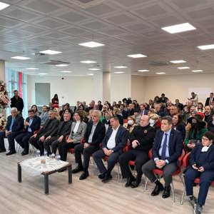 3 Aralık Dünya Engelliler Günü sebebiyle, güne Valimiz Sayın Avni Çakır ve il protokolümüz ile birlikte engelli dernekleri temsilcileri, engelli vatandaşlar ve aileleri ile kahvaltı programında bir araya geldik. - fotoğraf 3