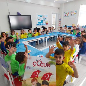 Aile ve Sosyal Hizmetler Bakanlığından "Aile Çocuk" Dergisi - fotoğraf 1
