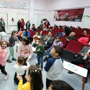 Yeşilırmak Çocuk evleri Sitesinde kalan çocuklarımızla doğum günü kutlaması - fotoğraf 4