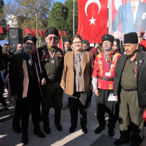 Bakanımız Derya Yanık Osmaniye'nin Kurtuluş Yıl Dönümünü Kutlama Töreni'ne Katıldı - fotoğraf 3
