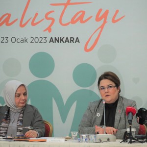 Bakanımız Derya Yanık Kadim Doğrular Işığında Yenilikçi Aile Politikaları Çalıştayı'na Katıldı - fotoğraf 2